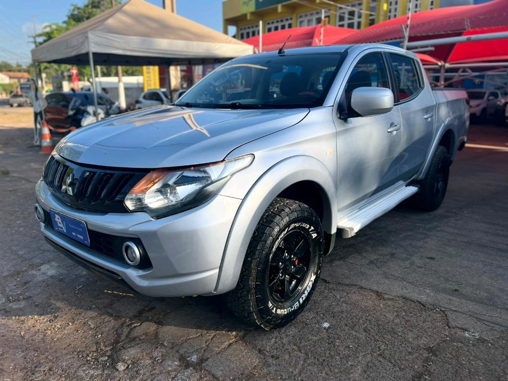Mitsubishi L200 L200 TRITON SPORT HPE 2.4 CD DIESEL AUT. 2019