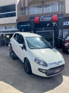 Foto do veículo Fiat Punto 1.6 E.torq Flex Essence