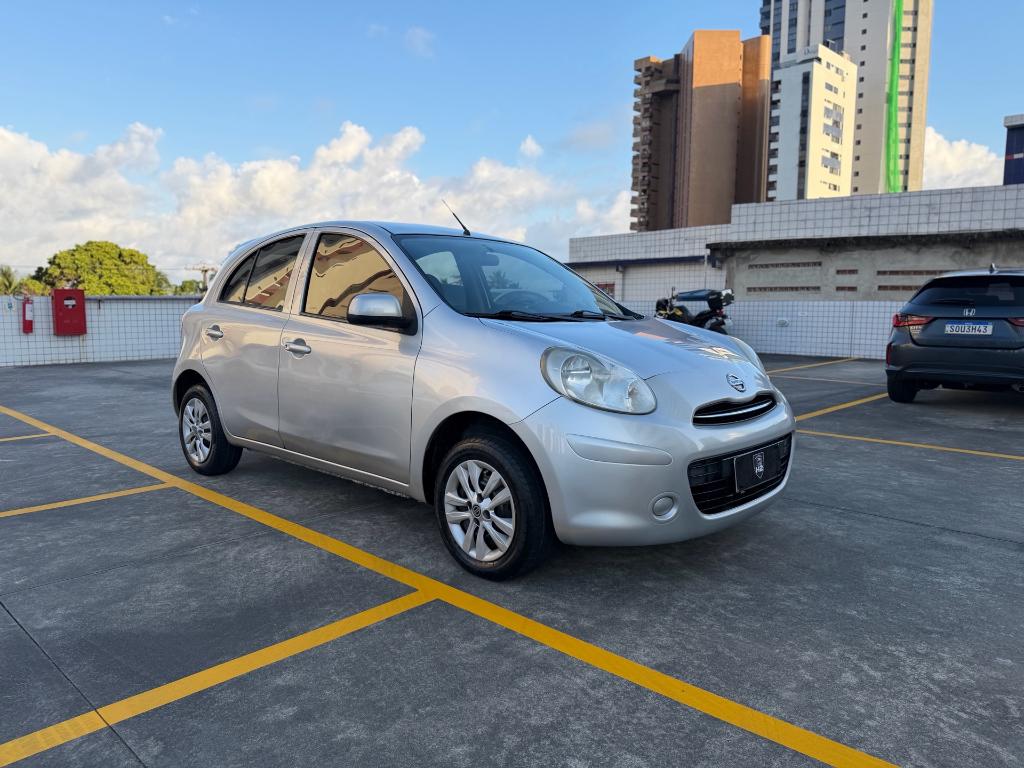 Nissan March 1.0 16V FLEX FUEL 5P 2013
