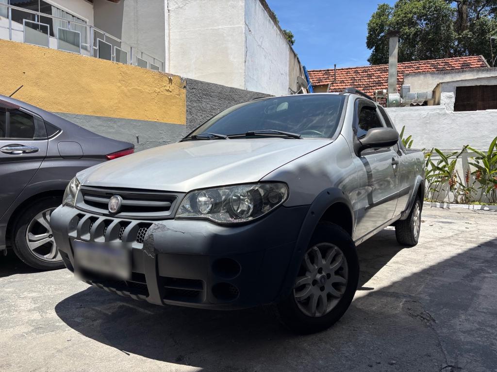 Fiat Strada 2012