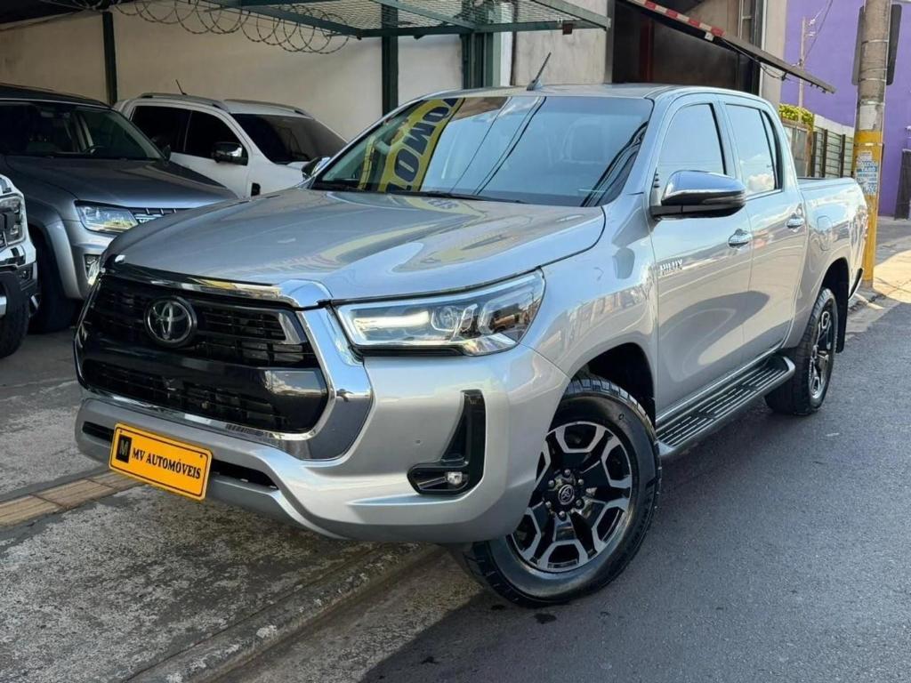 Toyota Hilux Hilux CD SRX Limited 4x4 2.8 TDI Die.Aut 2023