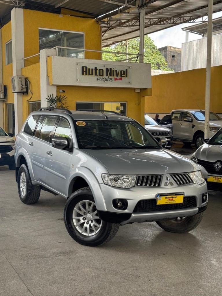Mitsubishi Pajero 2011