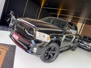 Foto do veículo Ram Ram 1500 Classic 5.7 V8 Cd Laramie Auto 4wd
