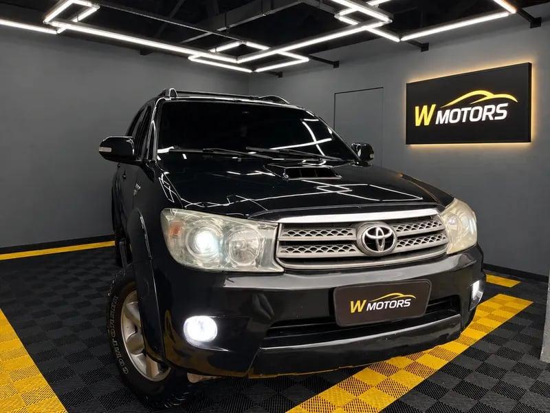 Toyota Hilux Hilux SW4 SR D4-D 4x4 3.0 TDI Dies. Aut 2011