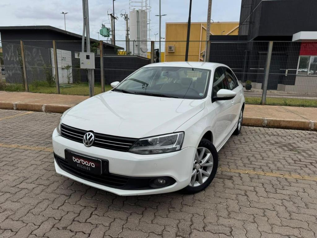 Volkswagen Jetta COMFORTLINE 2.0 8V FLEX 2012