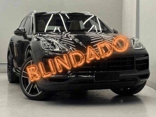 Foto do veículo Porsche Cayenne Turbo 4.0 V8 550cv