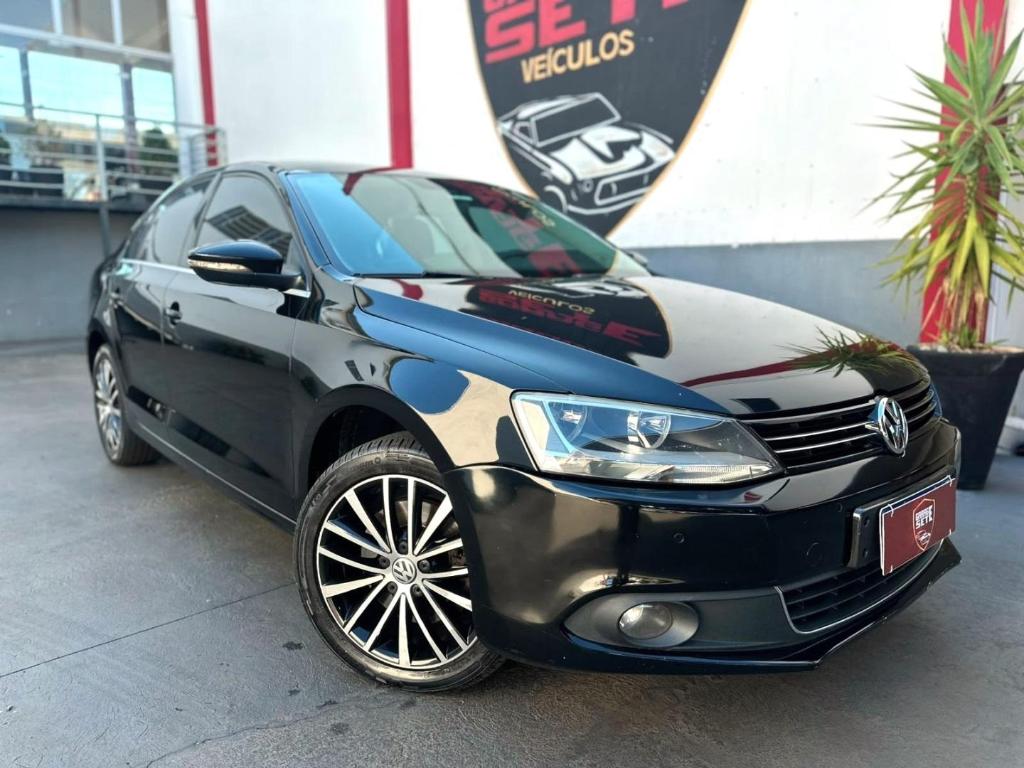 Volkswagen Jetta JETTA Comfortline 2.0 T.Flex 8V 4p Tipt. 2014