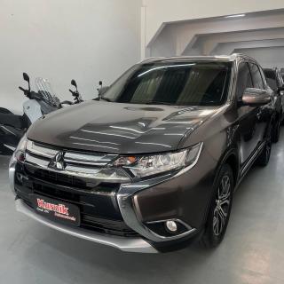 Foto do veículo Mitsubishi Outlander 2.0 Comfort Cvt