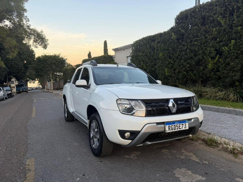 Renault Oroch 1.3 TCE FLEX OUTSIDER X-TRONIC 2021