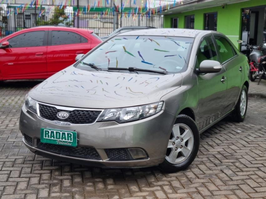 KIA Cerato 1.6 16 V FLEX MEC. 2013