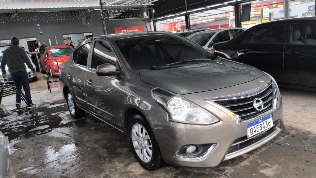 Nissan Versa SV 1.6 16V CVT 2017