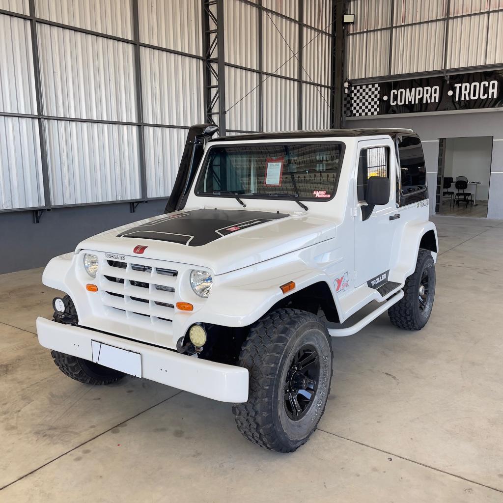 Troller T4 3.0 TETO DE LONA 16V TURBO ELETRONIC DIESEL 2P MANUAL 2008