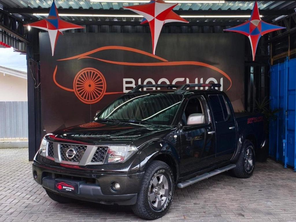 Nissan Frontier Frontier LE ATTACK CD 4x4 2.5 TB Die.Aut 2012