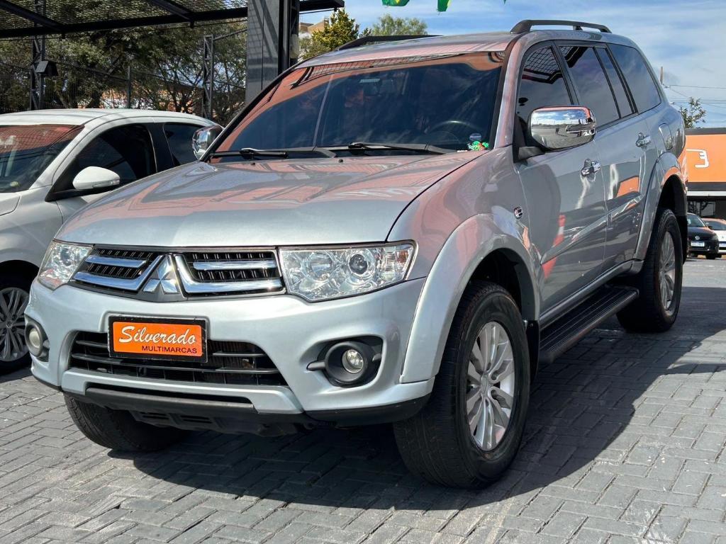 Mitsubishi Pajero Pajero 3.2 4x4 T.I. Dies. 5p Aut 2016