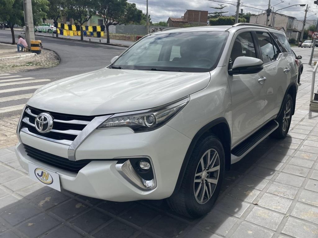 Toyota Hilux 2019