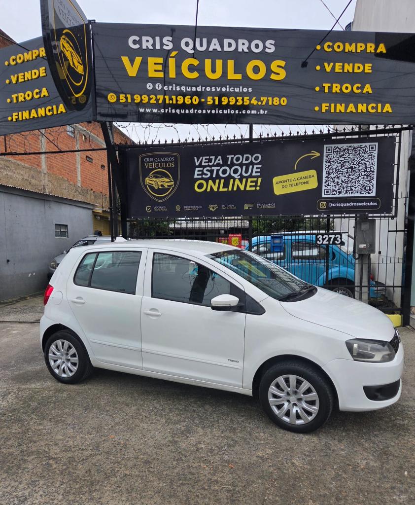 Volkswagen Fox 1.0 Vht Total Flex 2012