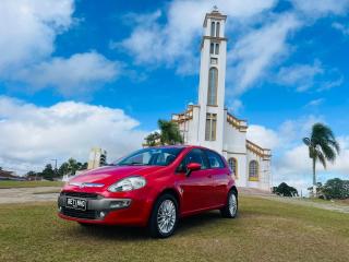 Foto do veículo Fiat Punto 1.6 E.torq Flex Essence