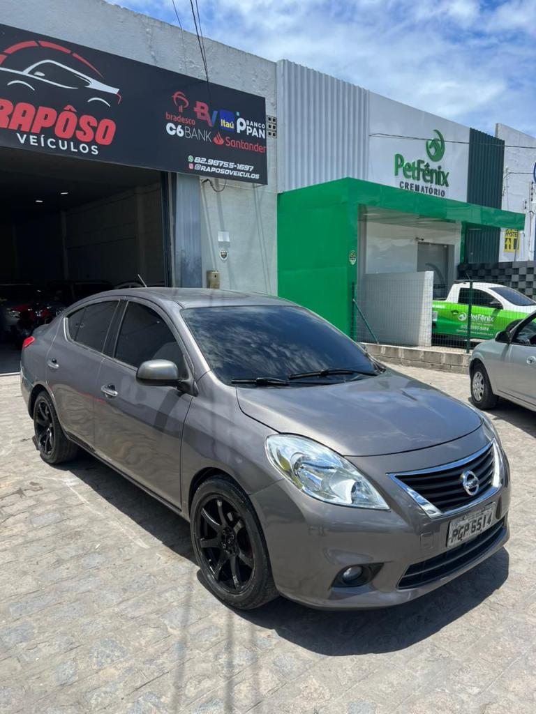Nissan Versa 2014
