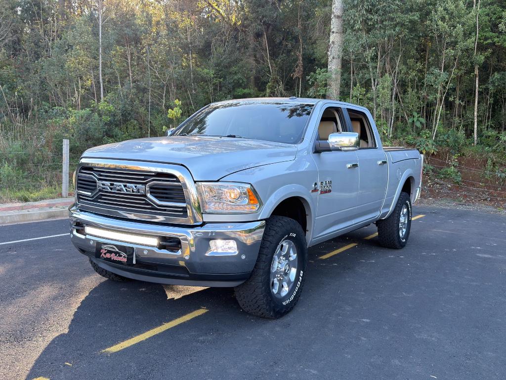 Ram 2500 2500 LARAMIE  6.7 TDI  CD 4x4 Diesel 2018