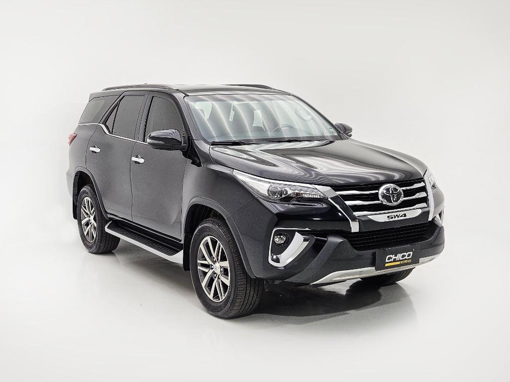 Toyota Hilux Sw4 SRX 4X4 2.8 TB 5LUG AT 2020
