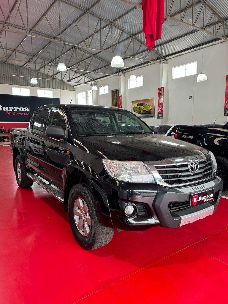 Toyota Hilux 2.7 SR 4X2 CD 16V FLEX 4P AUTOMÁTICO 2014