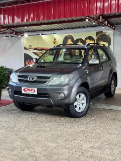 Foto do veículo Toyota Hilux Sw4 Srv D4-d 4x4 3.0 Tdi Dies. Aut