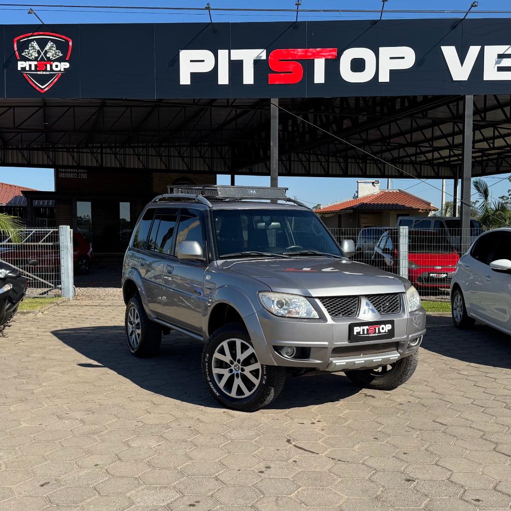 Mitsubishi Pajero 2014