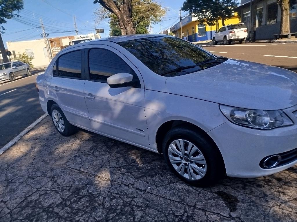 Volkswagen Voyage 1.0 Tec Total Flex