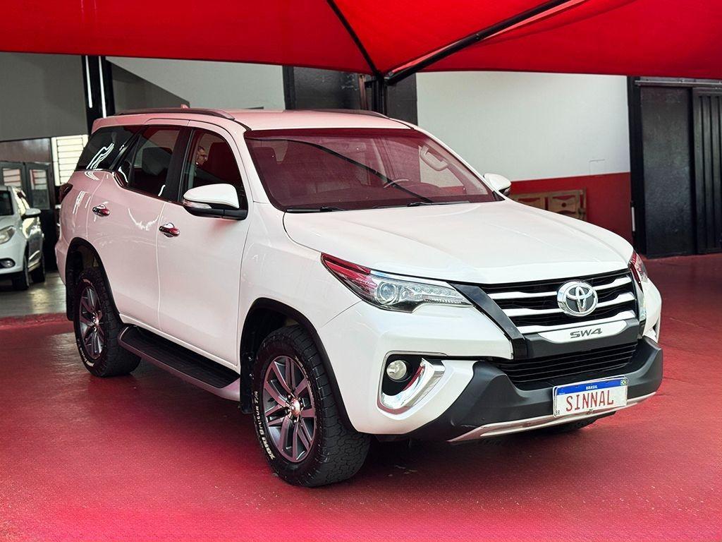 Toyota Hilux Sw4 2016