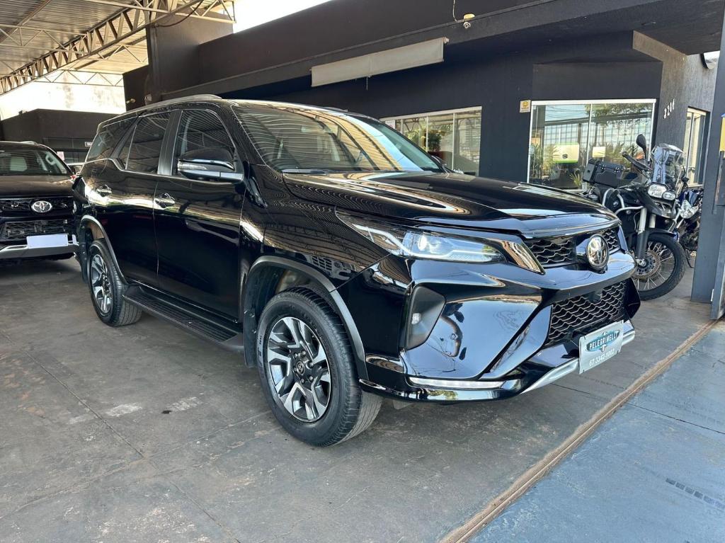 Toyota Sw4 2.8 Tdi Srx Platinum 7l Auto 4wd 2024