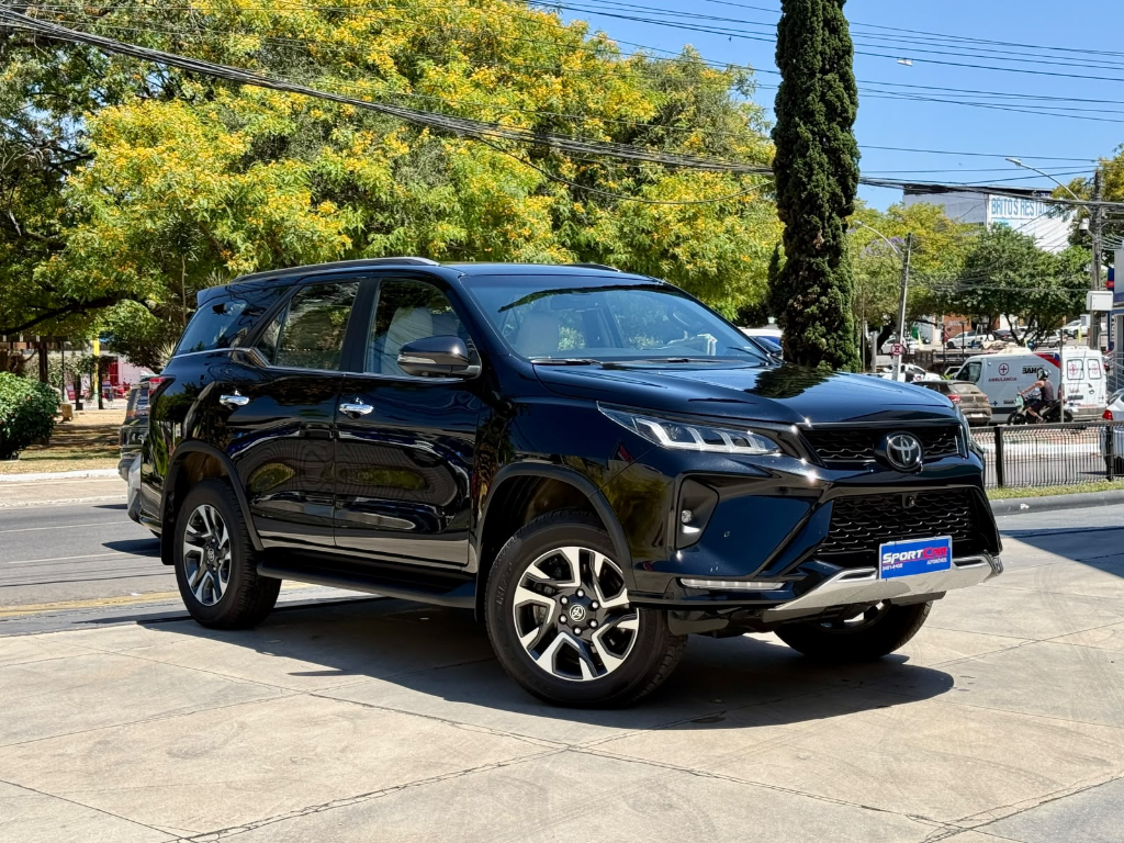 Toyota Sw4 2.8 Tdi Diamond 7l Auto 4wd 2024