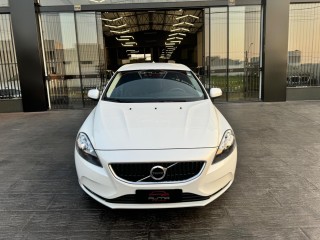 Foto do veículo Volvo V40 T-4 Kinetic 2.0 Aut.