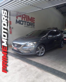 Foto do veículo Volvo V40 2.0 T4 Dynamic Auto