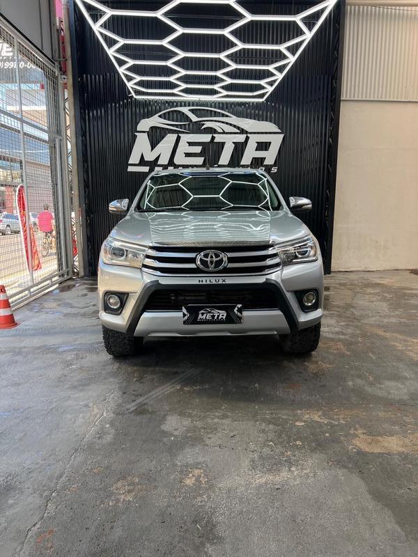 Toyota Hilux 2016