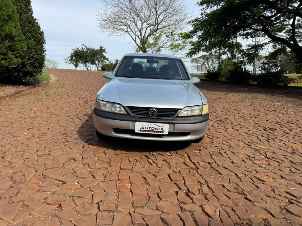 Chevrolet Vectra Vectra CD 2.0 (modelo antigo) 1998