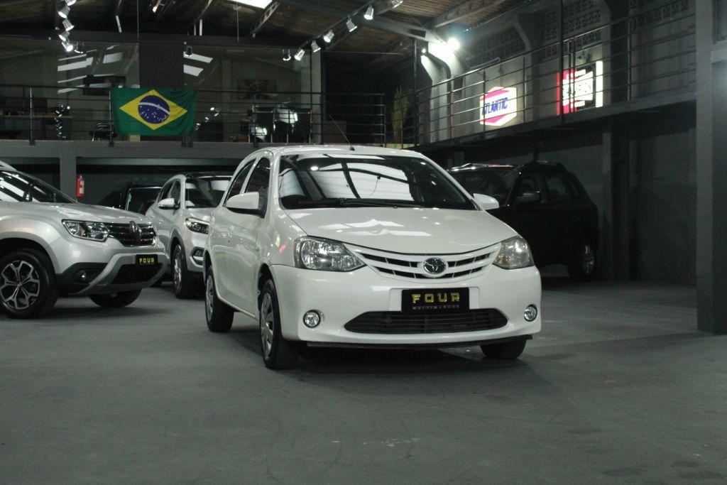 Toyota Etios ETIOS X 1.3 Flex 16V 5p Mec. 2015