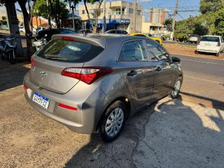 Foto do veículo Hyundai Hb20 Unique 1.0 Flex 12v Mec.