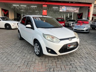 Foto do veículo Ford Fiesta 1.6 Rocam Flex Sedan Se