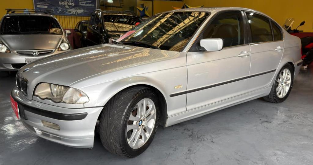 BMW 330I 2001