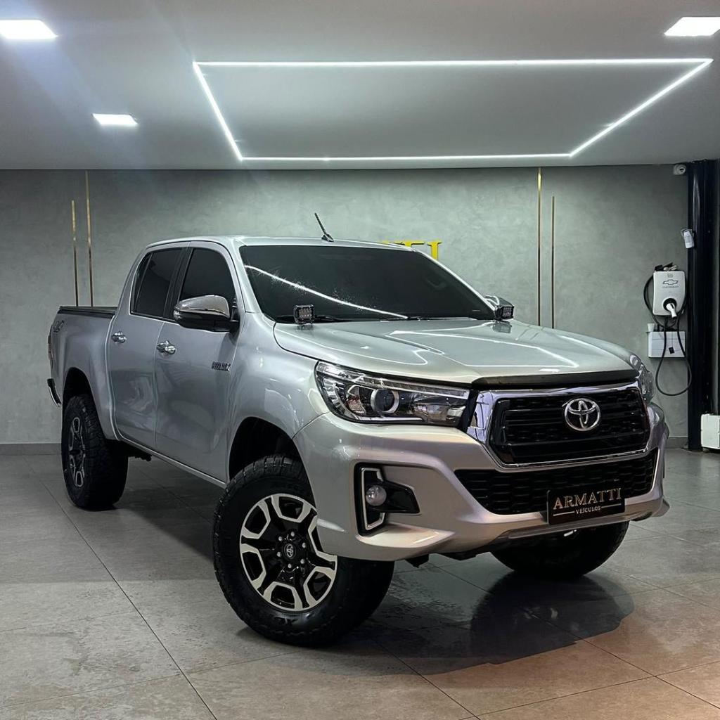 Toyota Hilux HILUX CD GR-S 4X4 2.8 TDI DIES. AUT. 2020