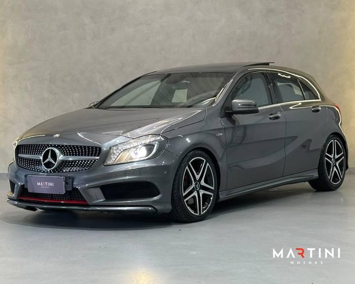 Mercedes-Benz A 250 2.0 2015