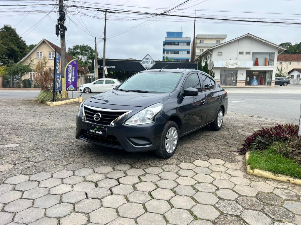 Nissan Versa 2019