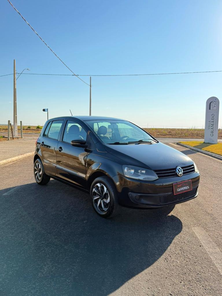 Volkswagen Fox 1.0 Vht Total Flex 2012
