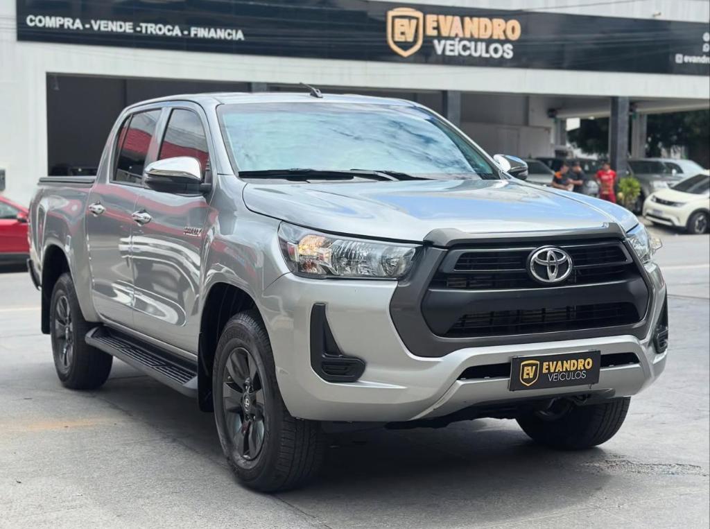 Toyota Hilux 2.8 Tdi Cd Std Power Pack 4wd 2022