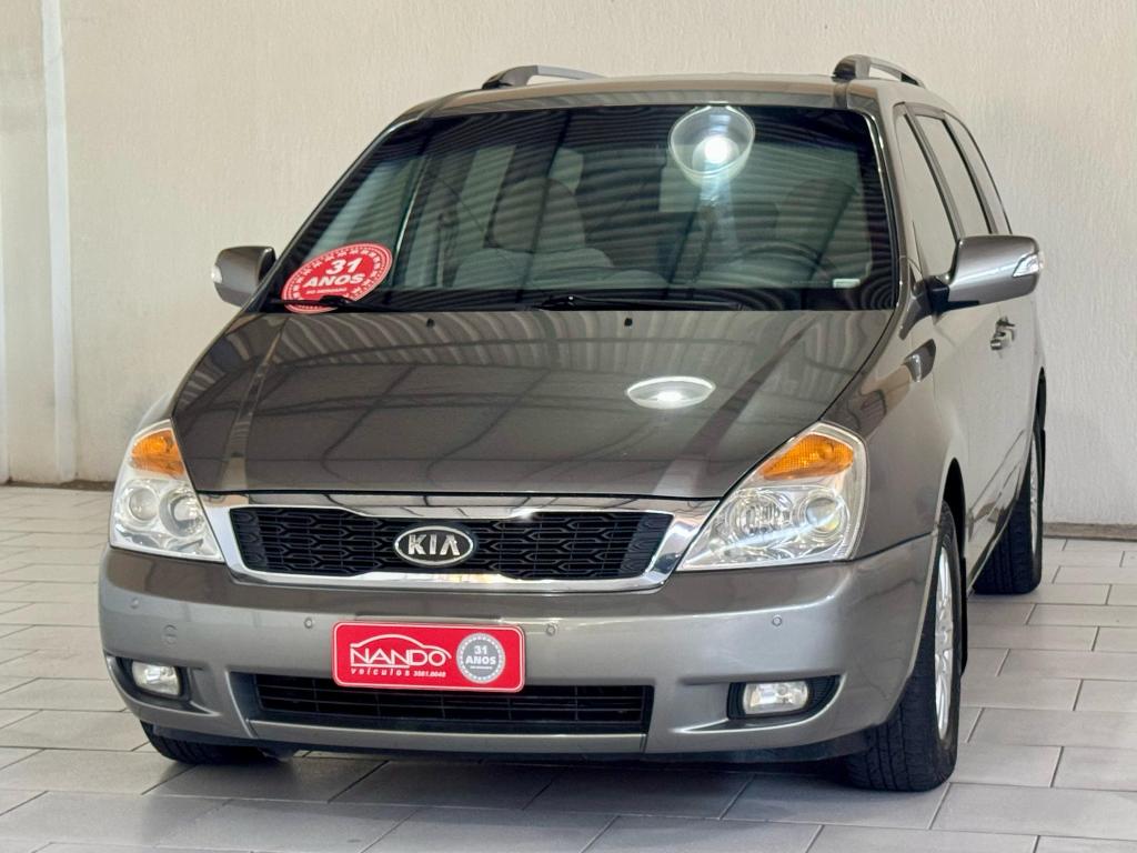 KIA Carnival EX 3.5 V6 AT 2012