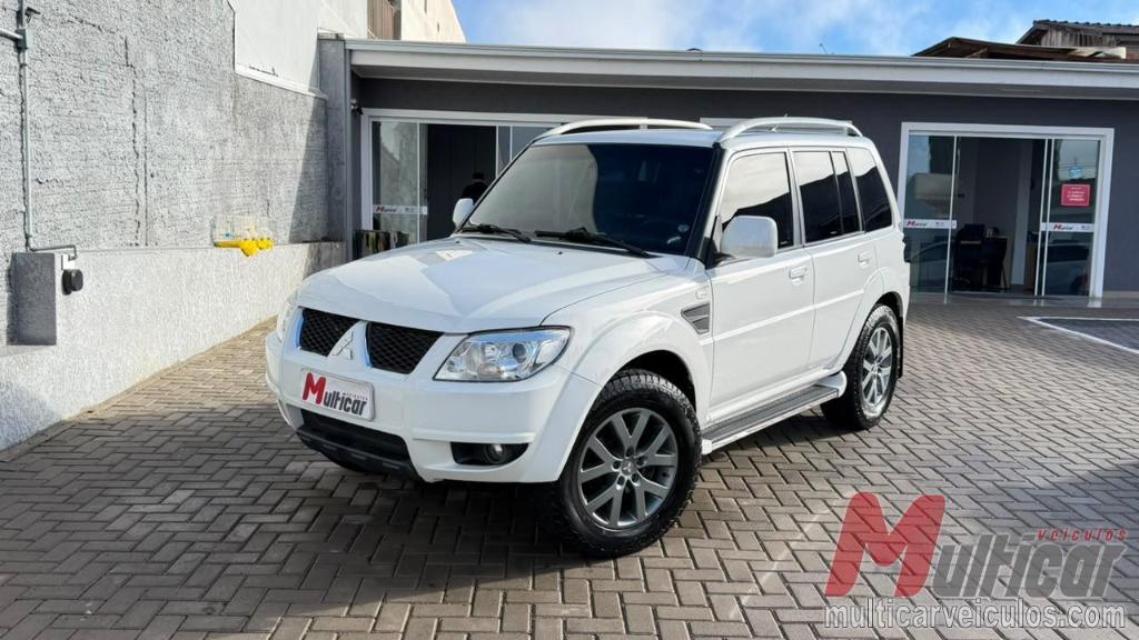 Mitsubishi Pajero 2014
