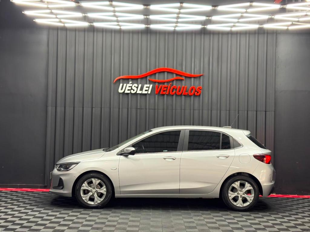 Chevrolet Onix ONIX HATCH PREM. 1.0 12V TB Flex 5p Aut. 2021