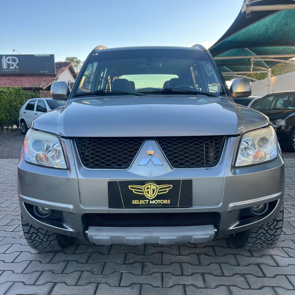 Mitsubishi Pajero 2015