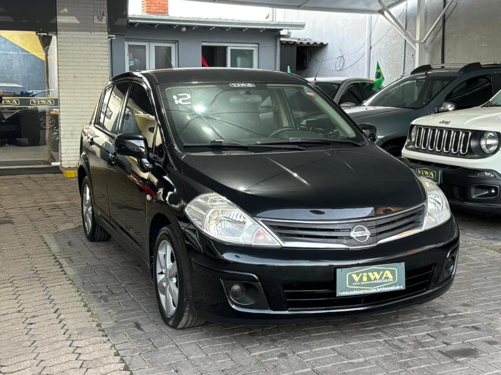 Nissan Tiida 2012