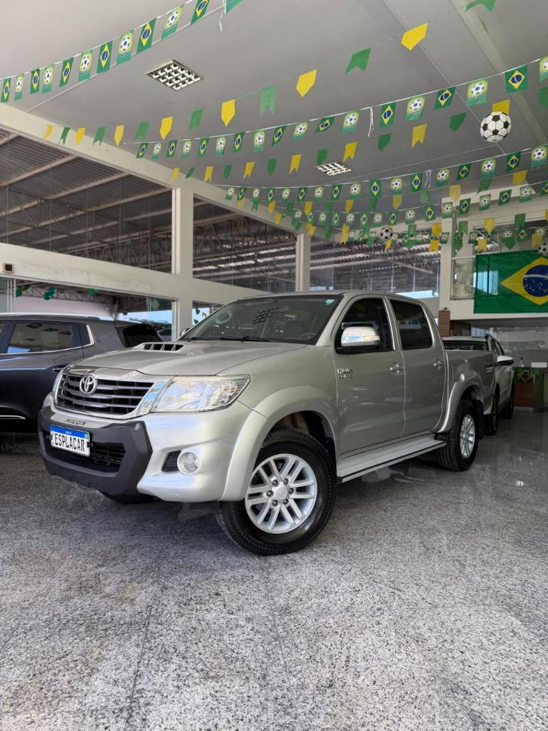 Toyota Hilux CD SRV 4X4 3.0 2013